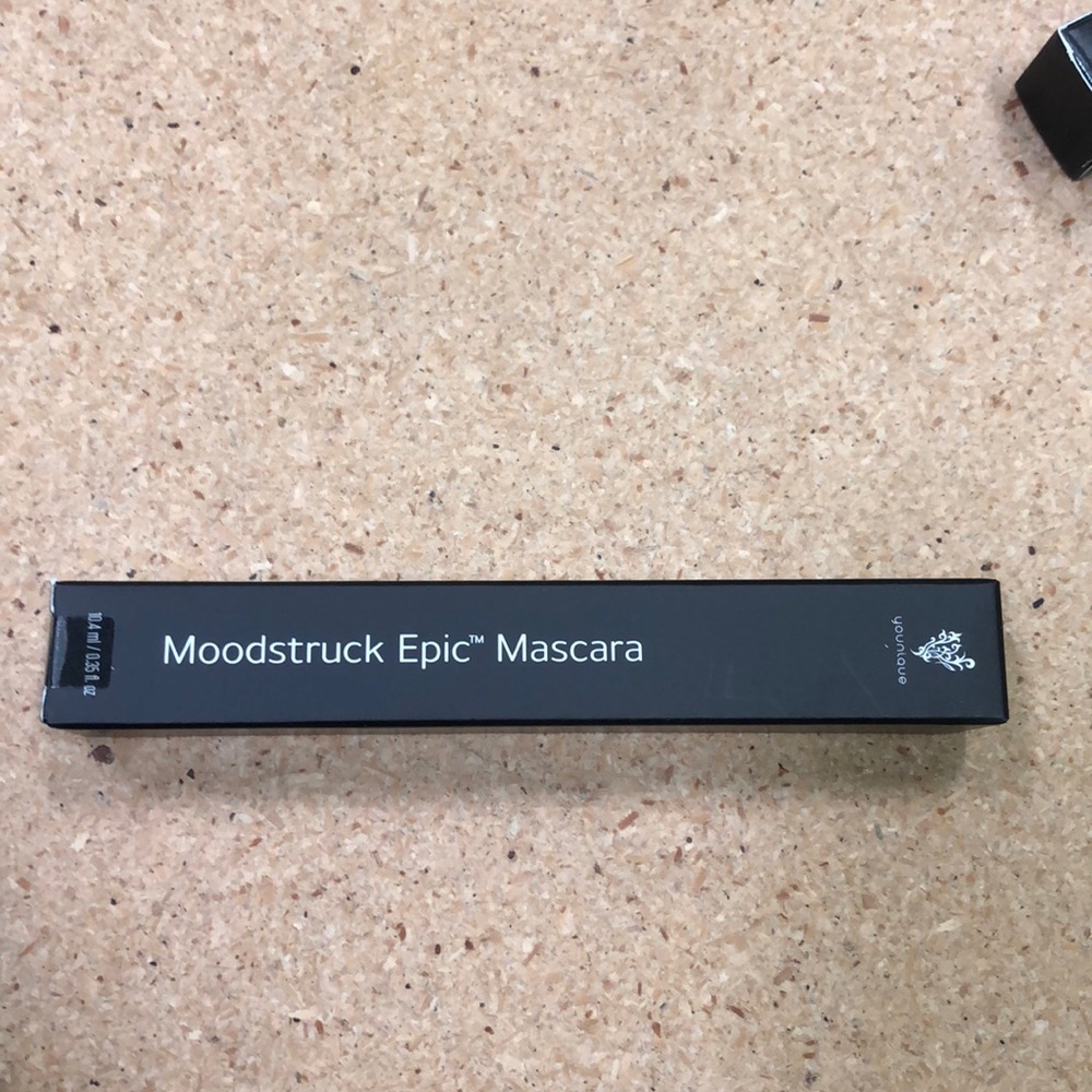 Younique Epic Mascara WATERPROOF black